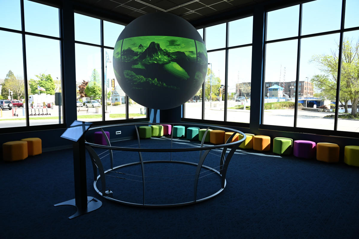 Science on a Sphere